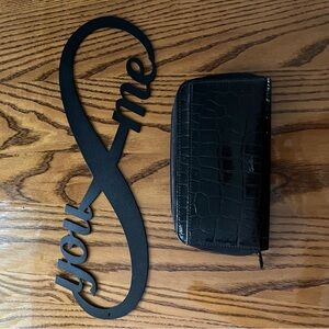 Button Crocodile Pattern Wallet an Metal sign from you an me